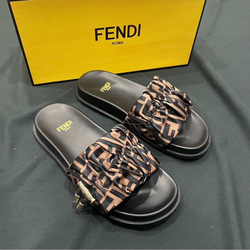Fendi Brown And Black Women’s Sandals